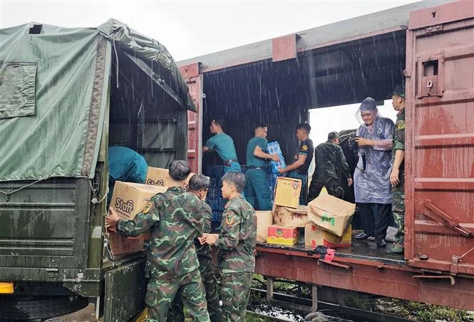 Le Canada offre une aide humanitaire au Vietnam après le typhon Yagi. Photo: VNA