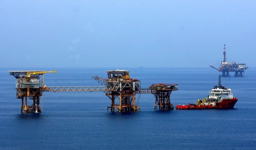 Vietsovpetro's oil rigs in Bach Ho field (Photo: VNA)