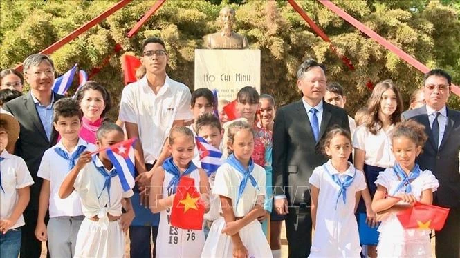 Participants at the ceremony (Photo: VNA)