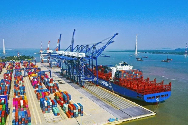 Lach Huyen international port in Hai Phong (Photo: VNA)
