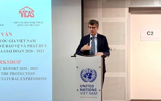 Jonathan Baker, Chief Representative of the UNESCO Office in Vietnam, speaks at the workshop. (Photo: VietnamPlus)