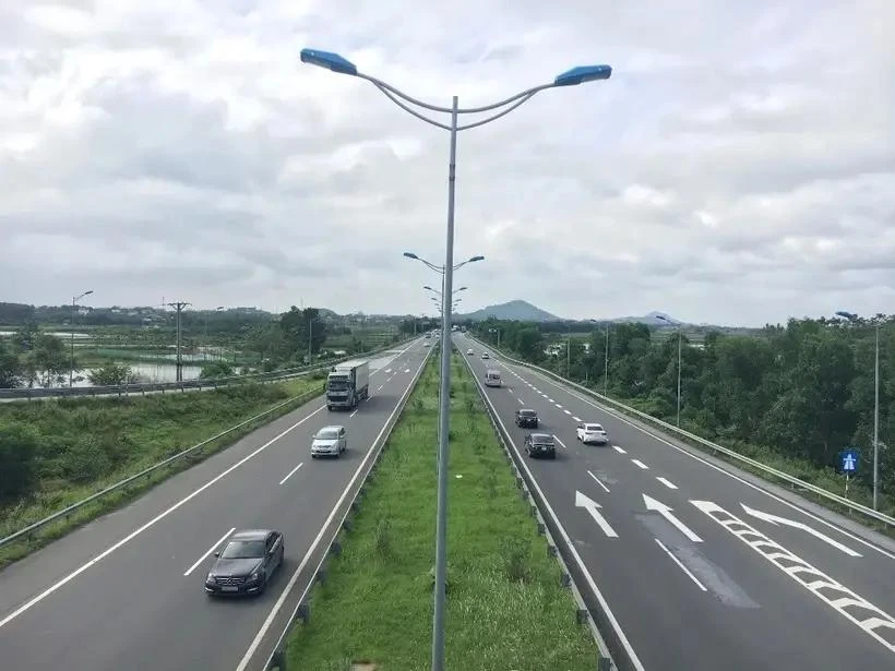A section of the North-South Expressway (Photo: VNA)