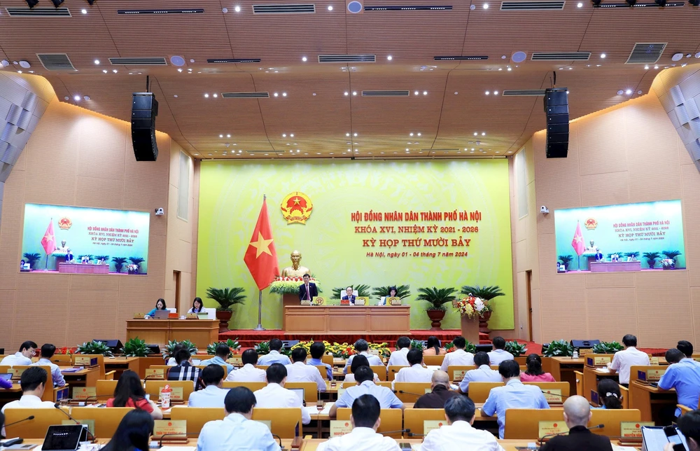 At a meeting of the Hanoi People's Council (Photo: hanoimoi.vn)