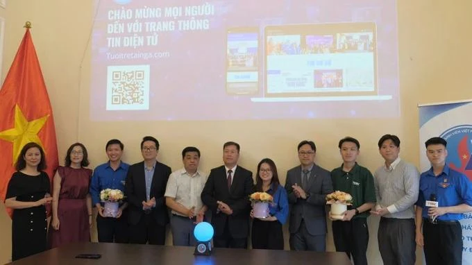 Participants at the launching ceremony of the website (Photo: sggp.org.vn)