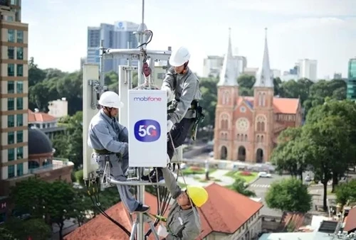 MobiFone's 5G base transceiver station (Photo sggp.vn)