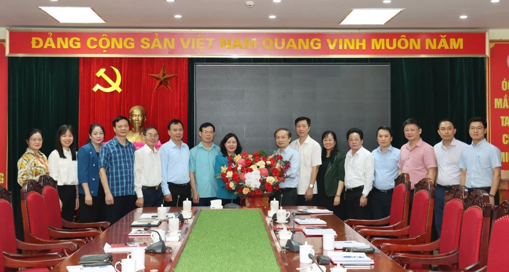 The Politburo has entrusted Pham Tat Thang, member of the Party Central Committee (PCC) and permanent vice-chairman of the PCC's Commission for Mass Mobilisation to direct activities of the commission. (Photo: baochinhphu.vn)