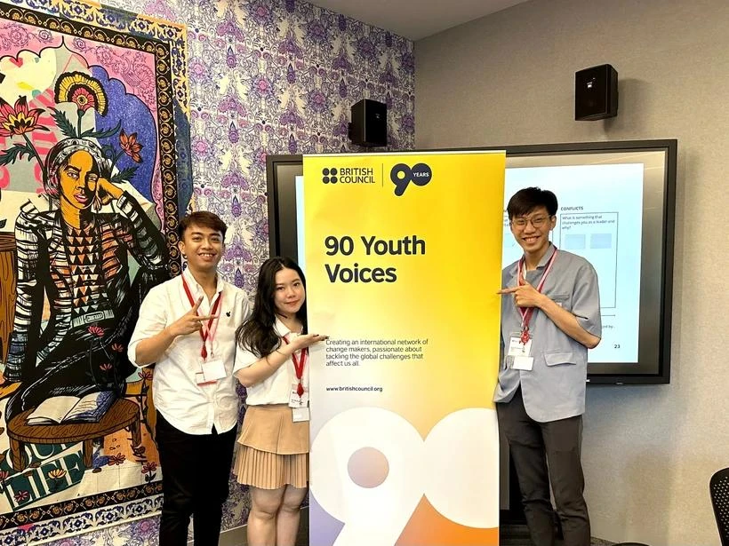 Three Vietnamese representatives attend the “90 Youth Voices for the Future” event. (Photo: VietnamPlus)