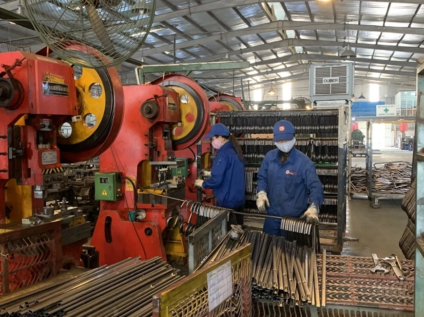 Production at Xuan Hoa Vietnam Company in Vinh Phuc province (Photo: qdnd.vn)