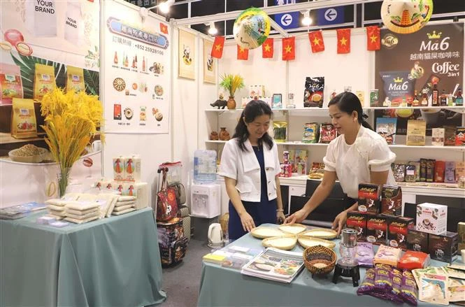 Vietnamese products are promoted at the 34th Food Expo which kicked off in Hong Kong (China) on August 15. (Photo: VNA)