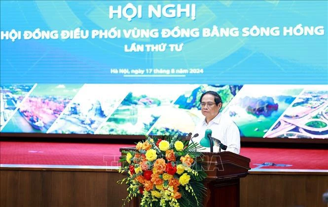 Prime Minister Pham Minh Chinh at the meeting on August 17 (Photo: VNA)