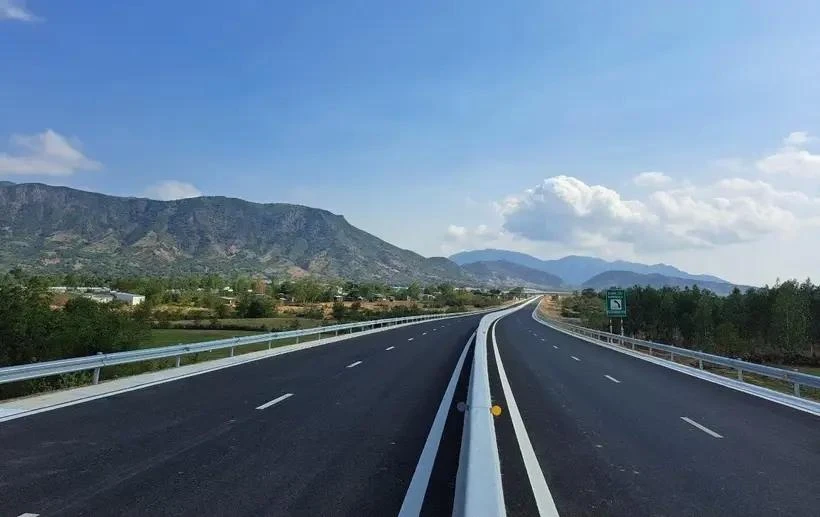 Vietnam targets to have 3,000 kilometres of highways completed by 2025. (Photo: VNA)