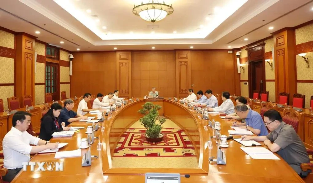 At the second meeting of the sub-committee in charge of the personnel work for the 14th National Party Congress (Photo: VNA)