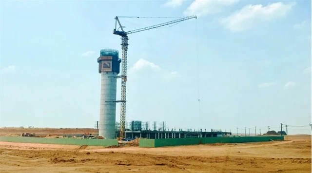 The air traffic control tower of Long Thanh International Airport will be completed and handed over before December 8. (Photo: VNA)