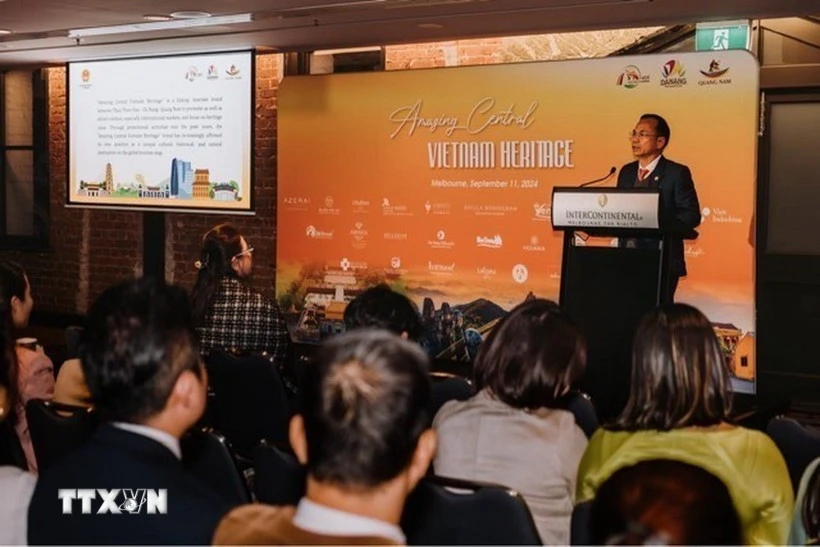 Director of the Department of Culture, Sports and Tourism of Quang Nam Nguyen Thanh Hong speaks at the event. (Photo: VNA)