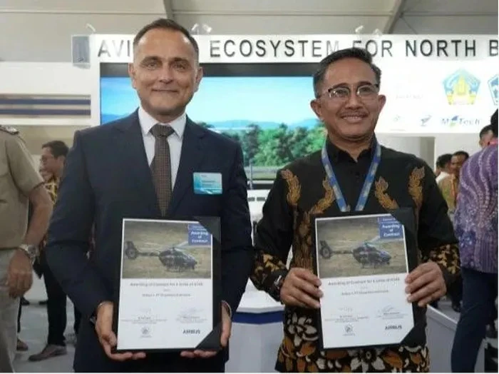 At the signing ceremony (Photo: Airbus)