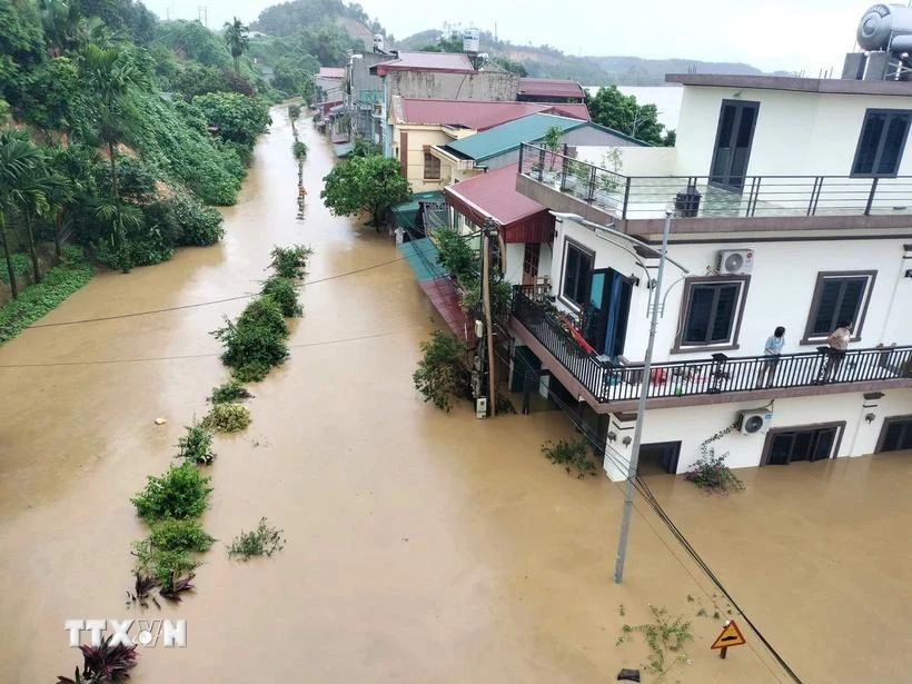 Thousands of houses in Yen Bai are flooded due to Typhoon Yagi. (Photo: VNA)