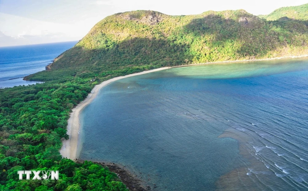 A view of Bai Cat Lon-Hon Bay Canh in Con Dao island, Ba Ria-Vung Tau province (Photo: VNA)