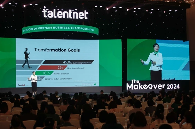 CEO of Talentnet Group Tieu Yen Trinh speaks at the event. (Photo: Talentnet)