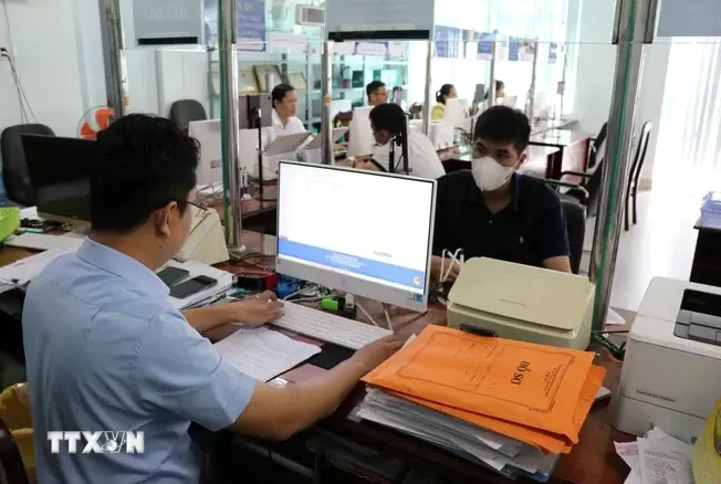 Vietnam has removed over 3,000 business regulations. (Photo: VNA)