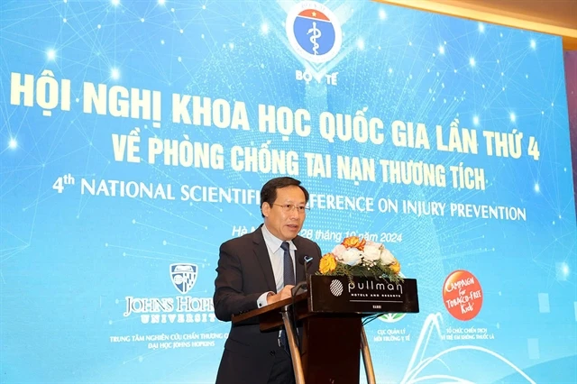 Deputy Minister of Health Le Duc Luan speaking at the conference. (Photo courtesy of the organisers)