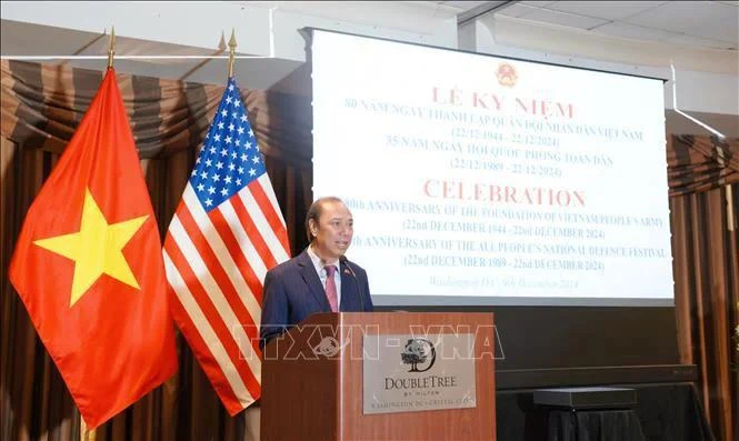 Vietnamese Ambassador to the US Nguyen Quoc Dung speaks at the event. (Photo: VNA)