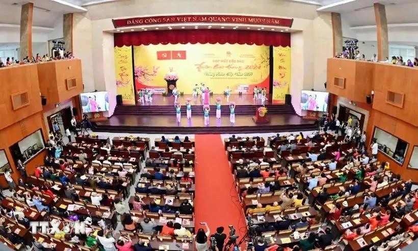 Overseas Vietnamese join the Homeland Spring 2024 in Ho Chi Minh City. (Photo: VNA)