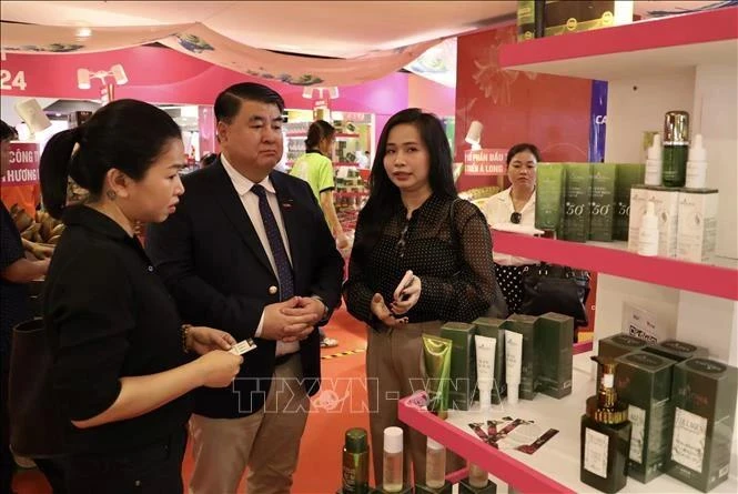 Se espera que el evento, que exhibirá productos de 40 empresas, presente artículos de marca vietnamita a los consumidores nacionales e internacionales (Foto: VNA)