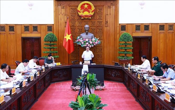 El primer ministro de Vietnam, Pham Minh Chinh, preside la cita. (Foto: VNA)