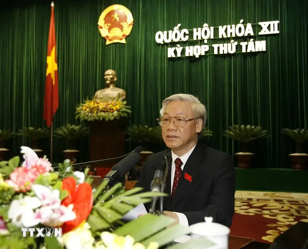 El secretario general del PCV, Nguyen Phu Trong, pronuncia un discurso en la clausura del octavo período de sesiones de la Asamblea Nacional de la XII legislatura. (Foto: VNA)