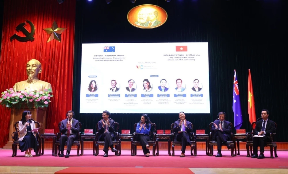 Delegados participantes en la cita. (Foto: VNA)