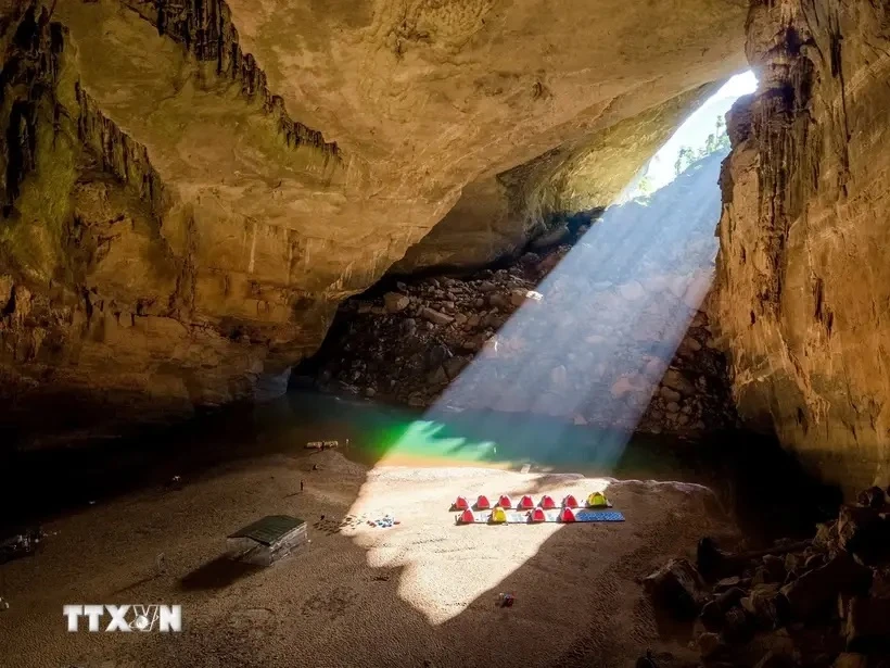 La cueva Son Doong, en la provincia central de Quang Binh, es considerada la mayor gruta del mundo (Foto: VNA)