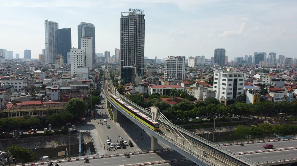 El tramo elevado de la línea de metro de Nhon-Estación de Hanoi (Foto: VNA)