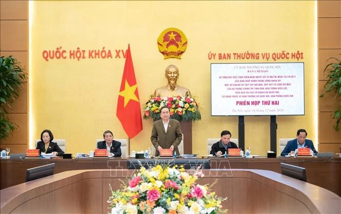 El presidente de la Asamblea Nacional de Vietnam, Tran Thanh Man, interviene en la cita (Foto: VNA)