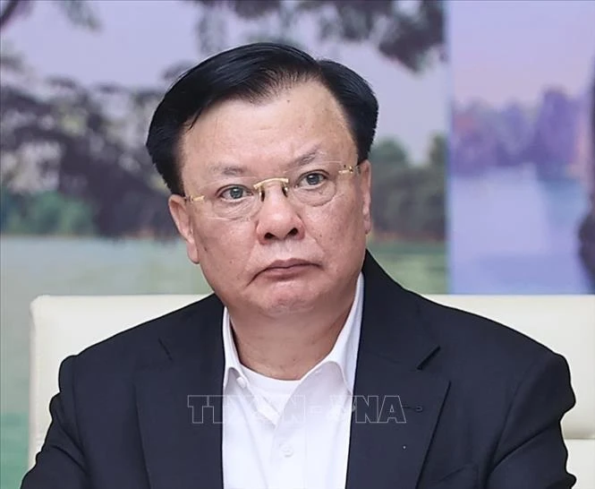 Le Comité central du Parti autorise Dinh Tien Dung à cesser d'occuper ses fonctions. Photo : VNA