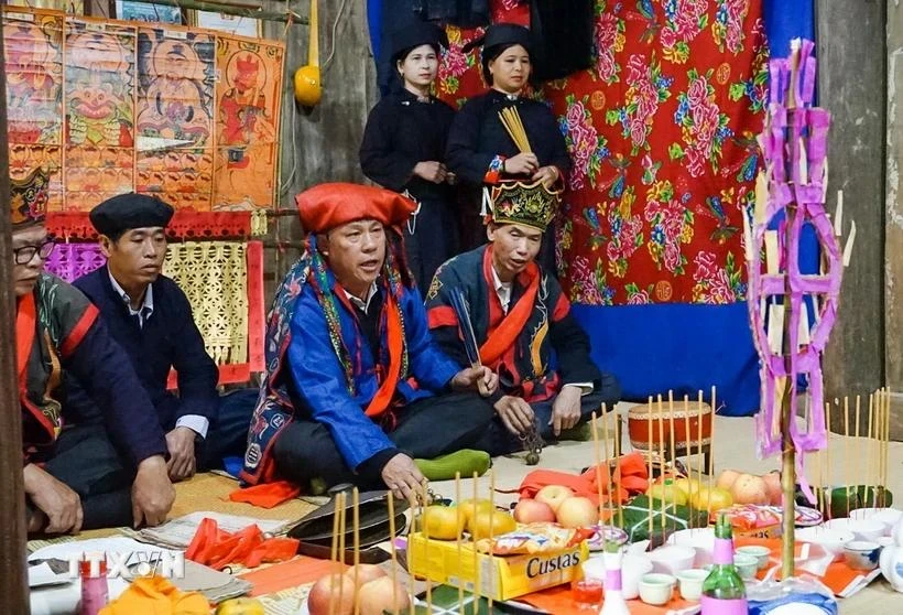 Le rituel de maturité sera présenté au Village national vietnamien pour la culture ethnique et le tourisme. (Photo : VNA)