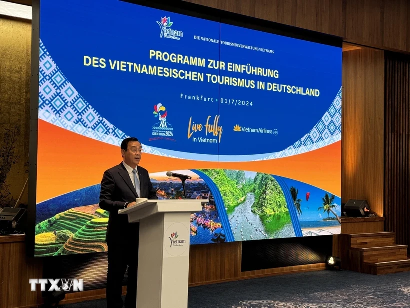 越南旅游局局长阮重庆在活动开幕式上发表讲话。图自越通社