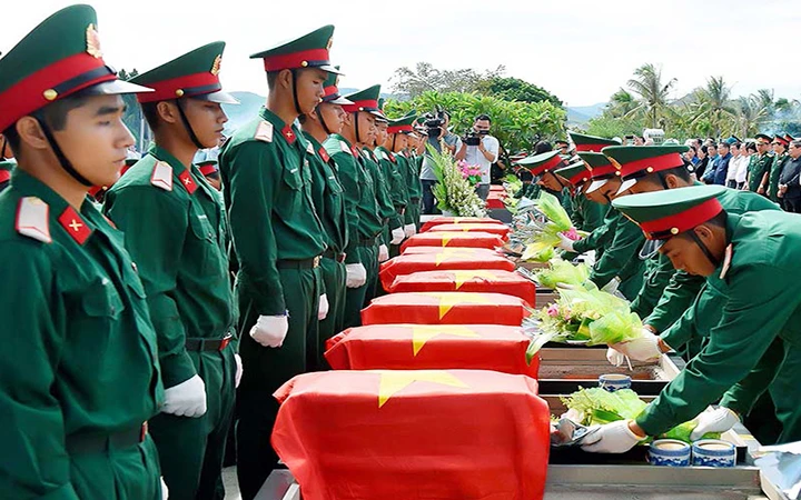 Rapatriement des restes de soldats vietnamiens tombés au Laos