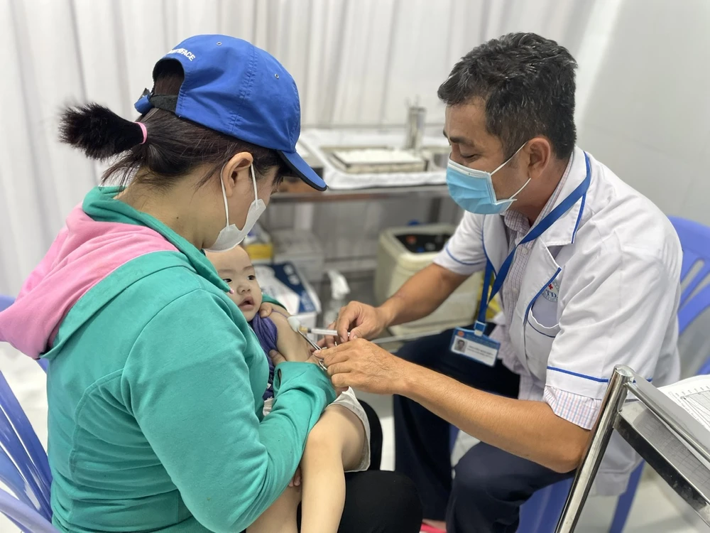 Ho Chi Minh-Ville va lancer une campagne de vaccination contre la rougeole le 31 août. Photo: VNA