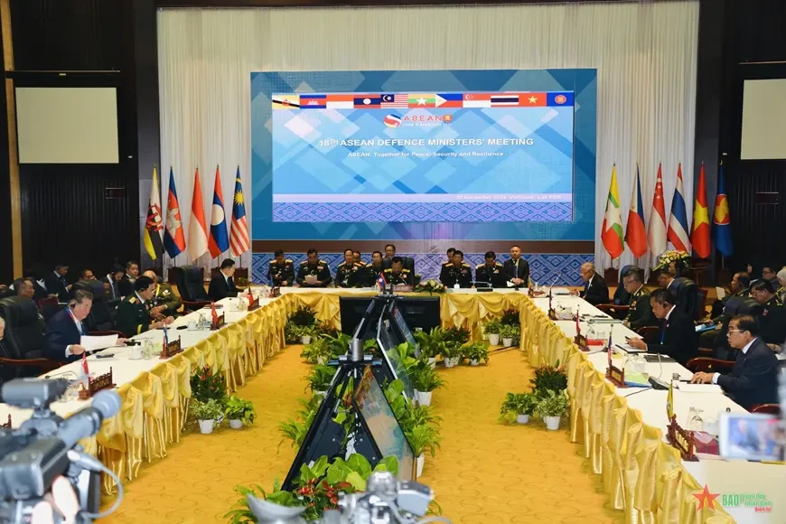 Ouverture de la 18e Réunion des ministres de la Défense de l’ASEAN. Photo: VNA