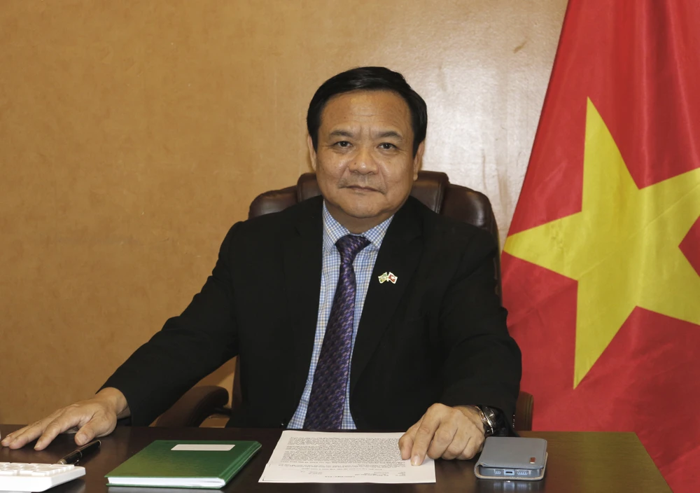 越南驻巴西大使裴文毅。图自越通社