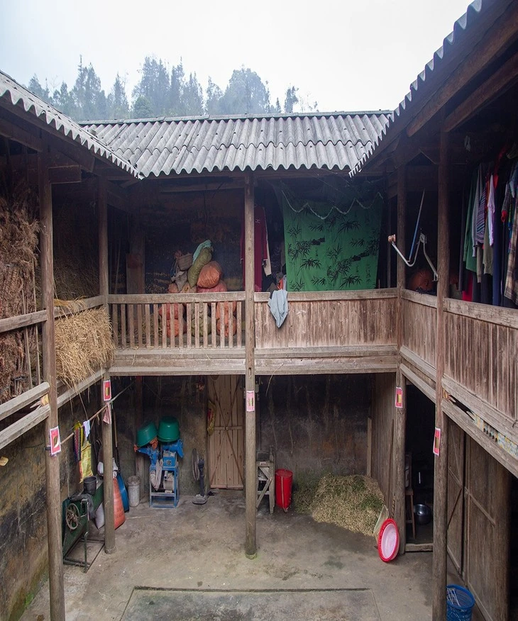 土坯房利用天然材料建造，如粘土、木材、竹子。房子没有钢筋，但仍然坚固安全。图自越南之声
