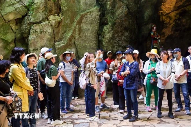 今年上半年岘港接待外国游客增长40%以上。图自越通社