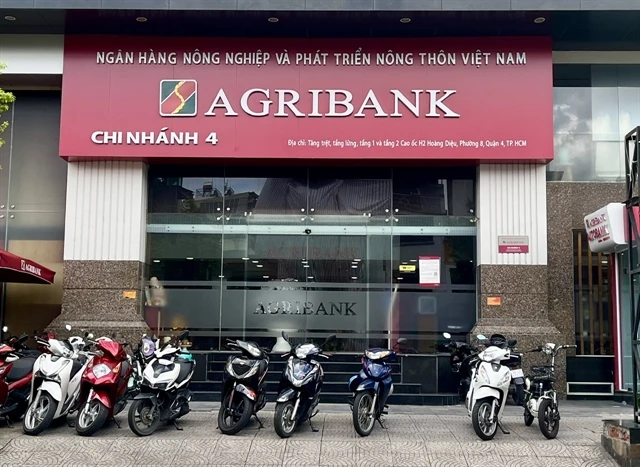 A branch of fully state-owned Agribank in HCM City. Commercial banks are seeking to issue bonds to raise long-term capital while adhering to the capital safety regulations set by the central bank. (Photo: VNA)