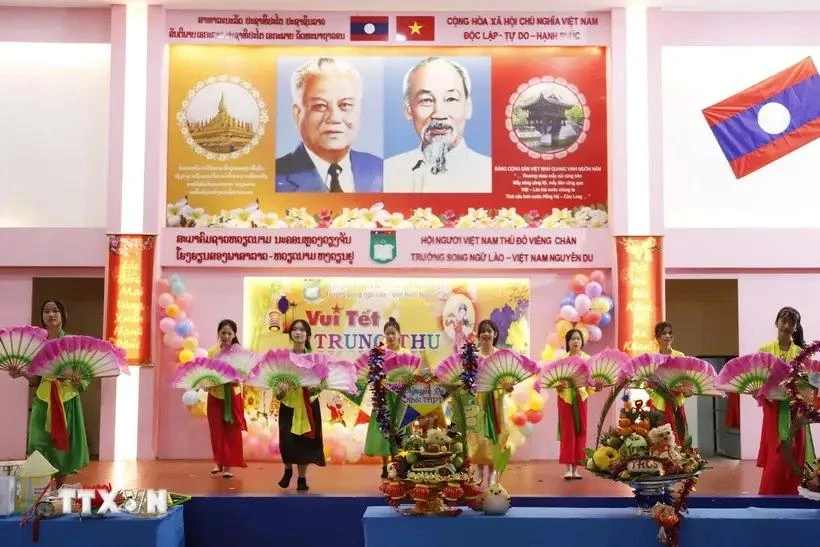 Int’l Children’s Day celebrated at LaoVietnamese bilingual school in