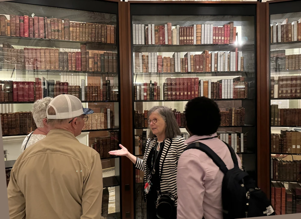 Biblioteca estadounidense guarda valiosos libros sobre Vietnam