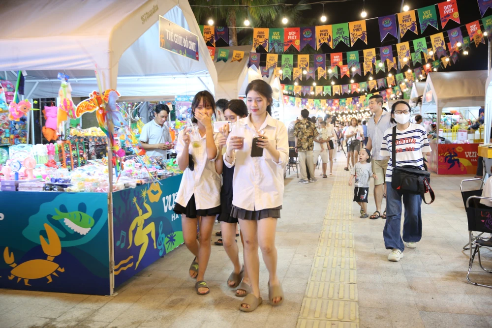 La calle peatonal VuiFest Ha Long. (Fuente: baoquangninh.vn)