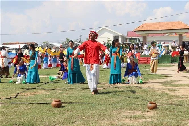 Pueblo Cham de Ninh Thuan celebra Festival Kate. (Fuente: VNA)