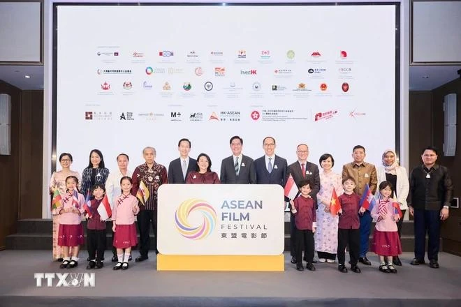 Délégués lors de l'ouverture du Festival du film de l'ASEAN à Hong Kong (Chine). Photo: VNA