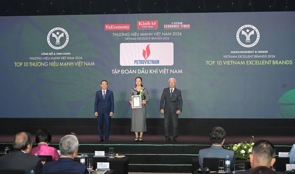 Le groupe Petrovietnam occupe la première place dans le Top 10 des marques excellentes au Vietnam 2024, Photo: petrovietnam.petrotimes.vn