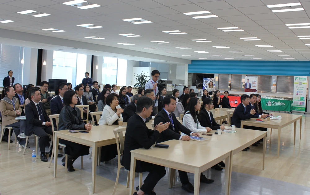 A view of the Tokyo workshop on November 9. (Photo: VNA)